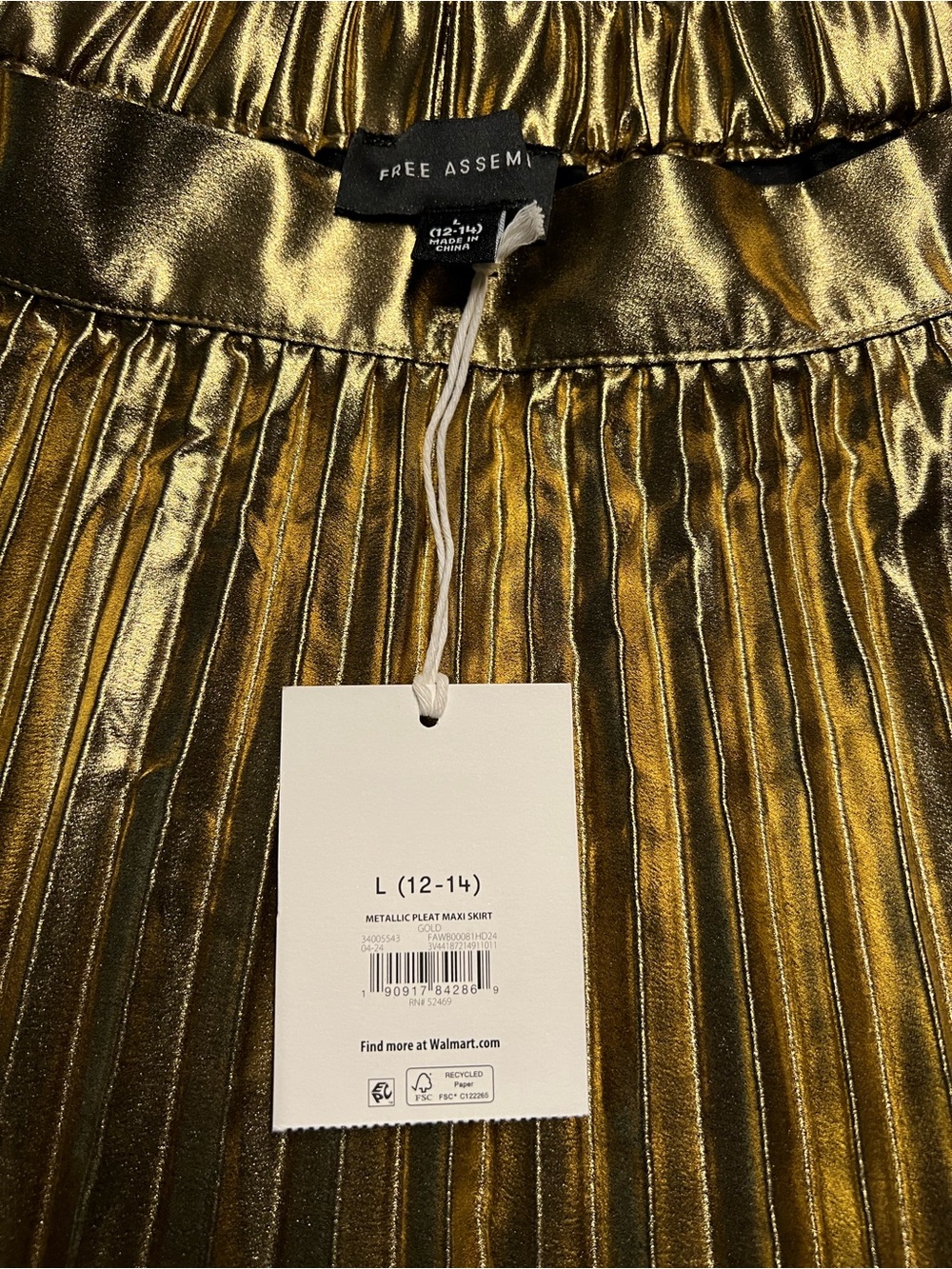 Free Assembly
Women’s Pleated Metallic Maxi Skirt (Gold) - Picture 6 of 7